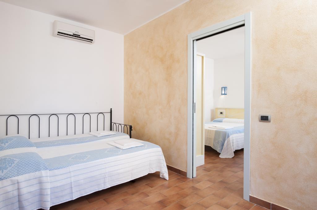 S'Incantu Resort Villasimius Rom bilde