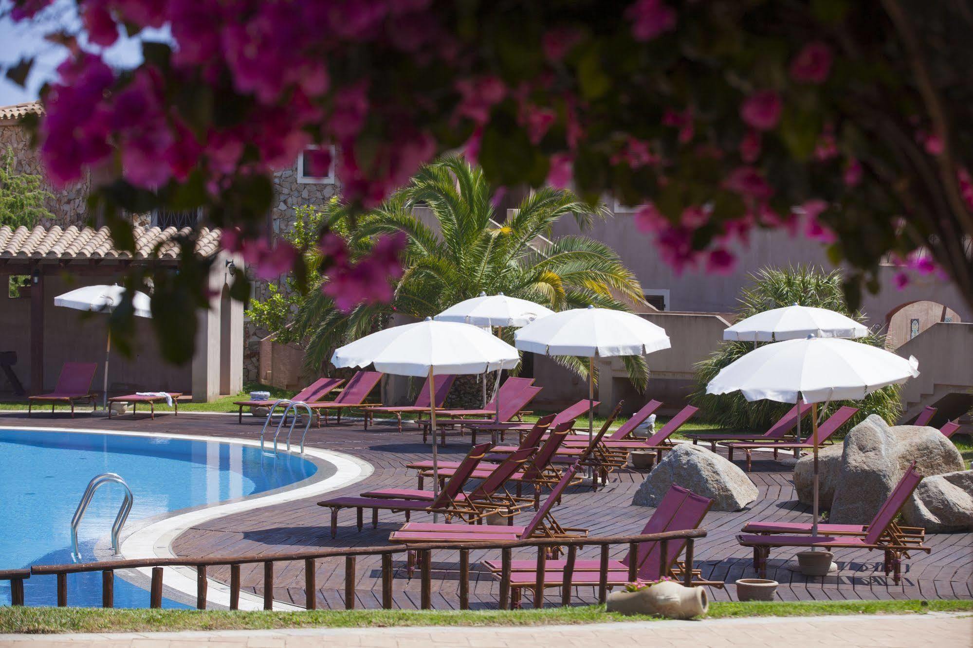 S'Incantu Resort Villasimius Eksteriør bilde