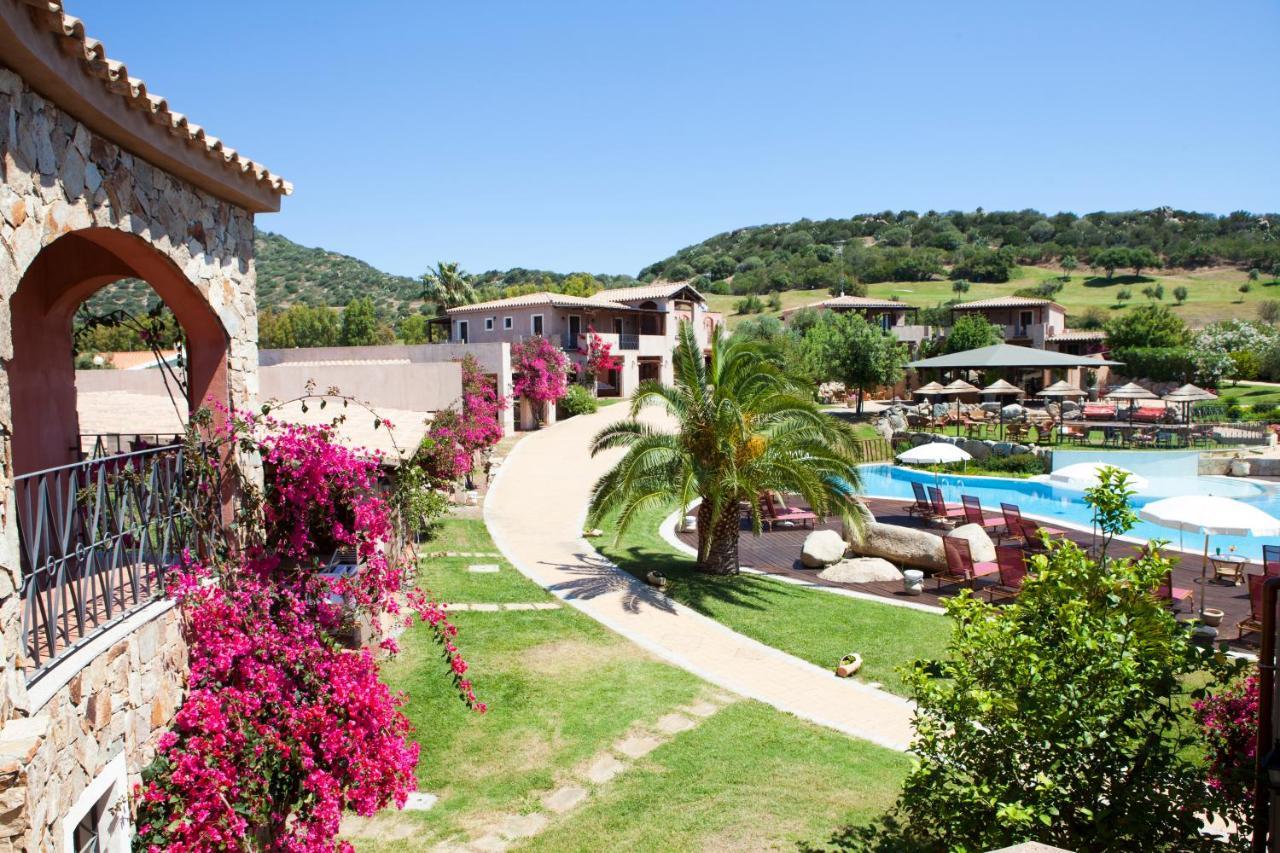 S'Incantu Resort Villasimius Eksteriør bilde